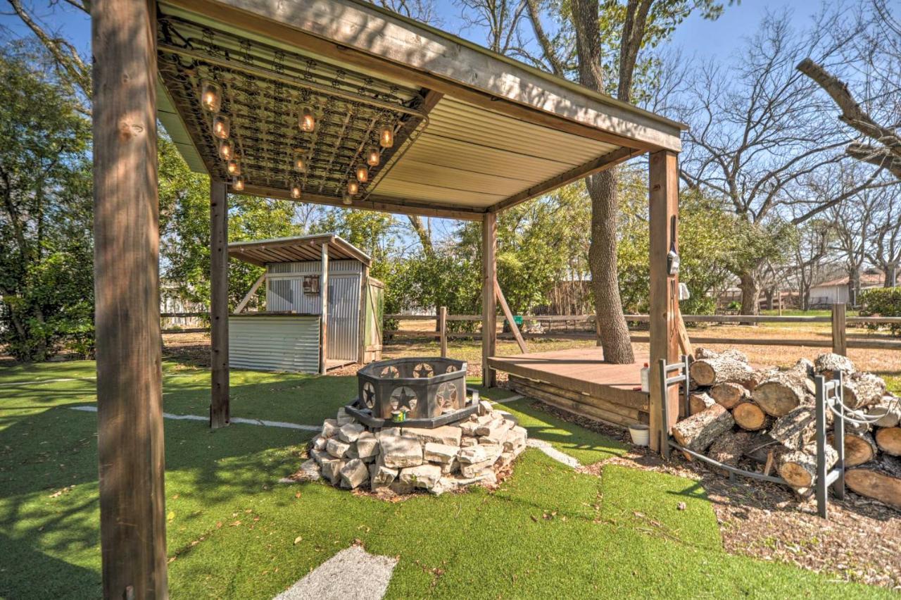 The Barn Texas Wine Country Vacation Rental Fredericksburg Exterior photo