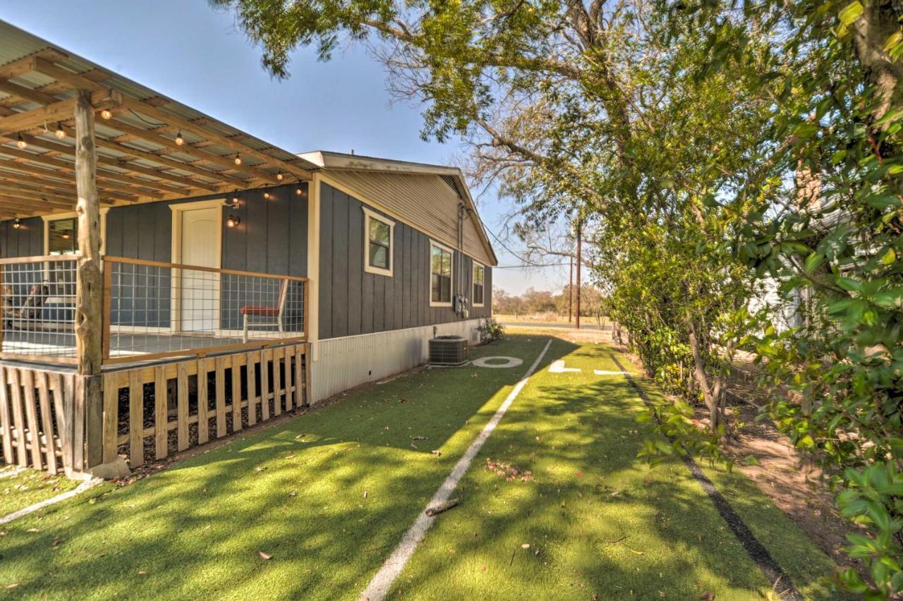 The Barn Texas Wine Country Vacation Rental Fredericksburg Exterior photo